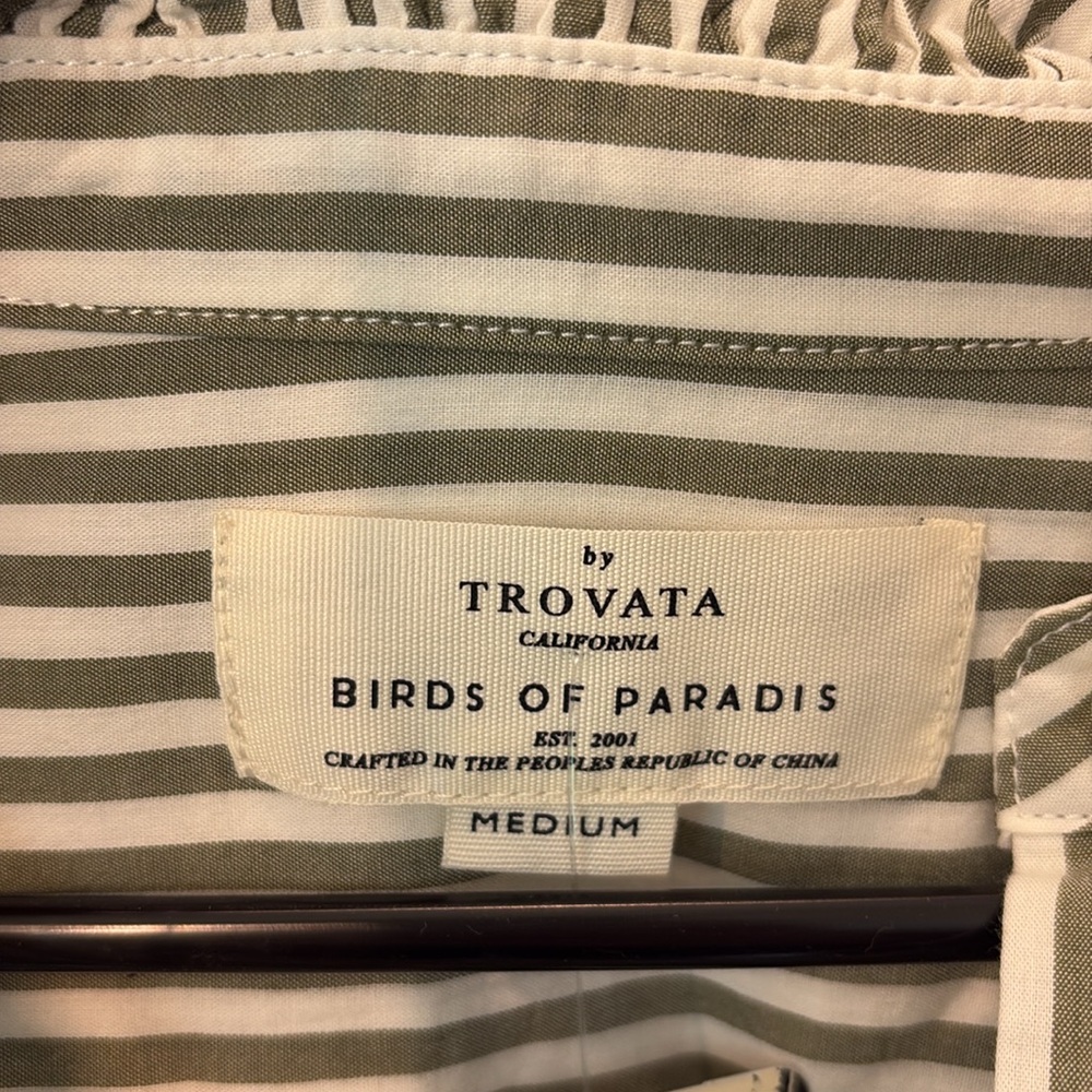 New women’s Trovata Birds of Paradis breezy blouse - Picture 2 of 3